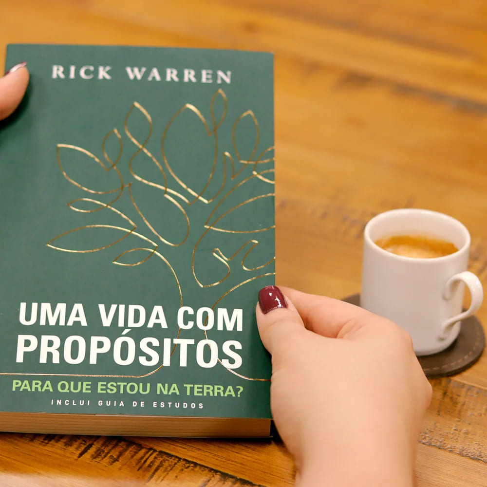 uma vida com propósitos, livro uma vida com propósitos, rick warren, livro rick warren, para que estou na terra, propósito de vida, livro cristão, leitura devocional, jornada espiritual, livro devocional cristão, livro evangélico, vida com propósito, chamado de Deus, propósito cristão, livro transformação espiritual, devocional 40 dias, autoconhecimento cristão, propósito segundo a Bíblia, reflexão cristã, leitura para cristãos