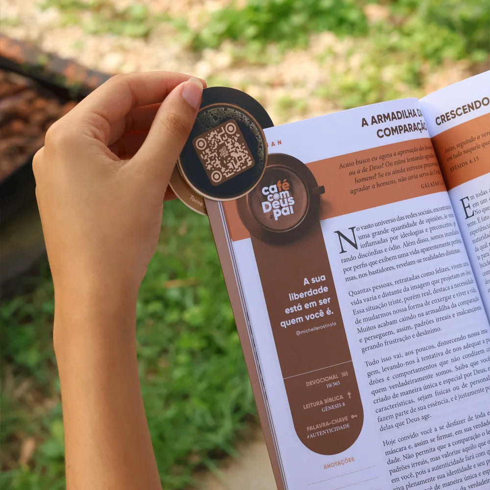café com Deus Pai 2025, comprar café com Deus Pai, café com Deus Pai porções diárias de renovação, devocional café com Deus Pai, livro café com Deus Pai original, café com Deus Pai edição atualizada, livro cristão devocional diário, café com Deus Pai onde comprar, café com Deus Pai preço, café com Deus Pai novo lançamentodevocional diário com Deus, rotina espiritual com Deus Pai, livro para fortalecer a fé, presente cristão feminino, livro para devocional diário, jornada com Deus diária, tempo com Deus 